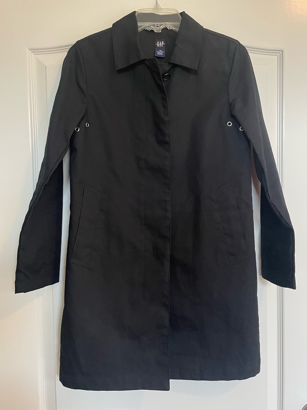 GAP Black Single-Button Trench Coat